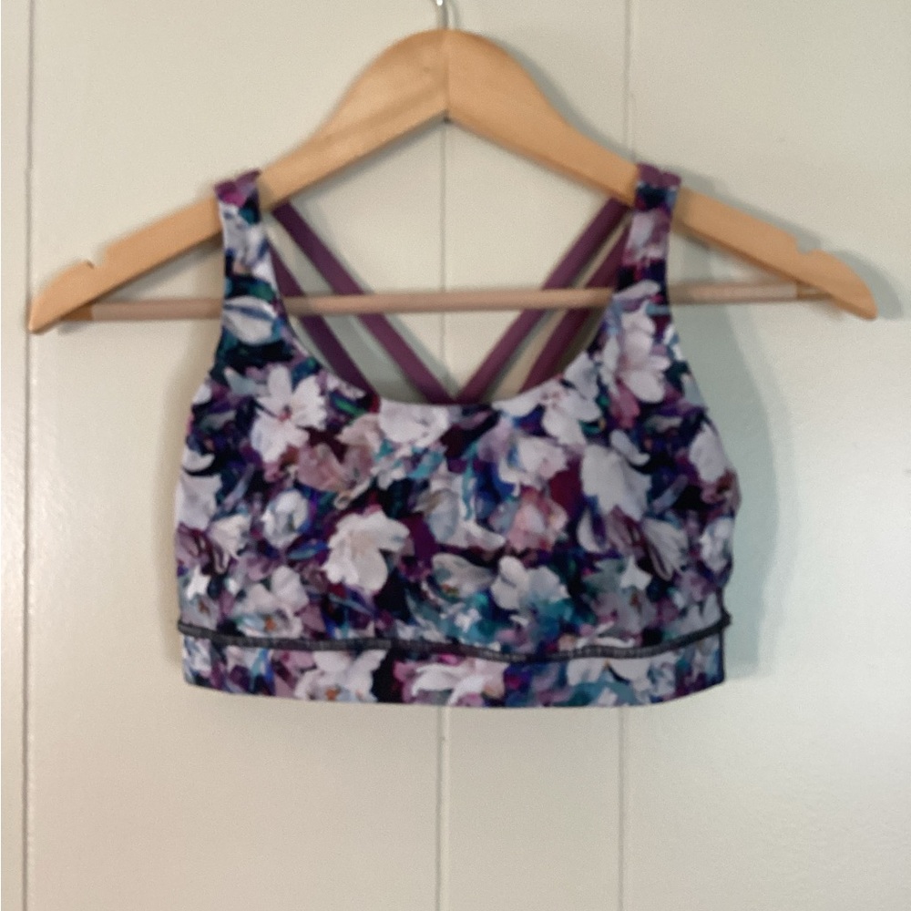 Lululemon Sports bra Size 6 purple floral pattern & strappy crisscross back